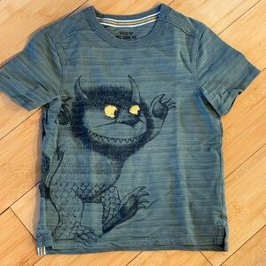 LIKE NEW! “Where The Wild Things Are!” Kids Green Cotton Tee Shirt Sz 5T